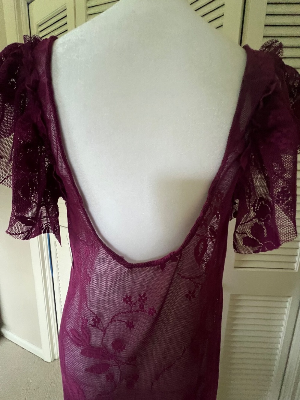 Free People Intimately Sheer Lace Maxi Dress in Plum Size M - Picture 7 of 16